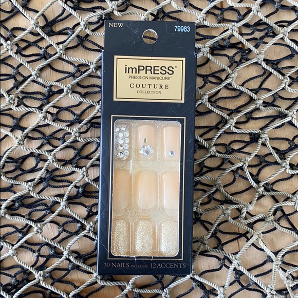 Press On Nails - Picture 4 of 6